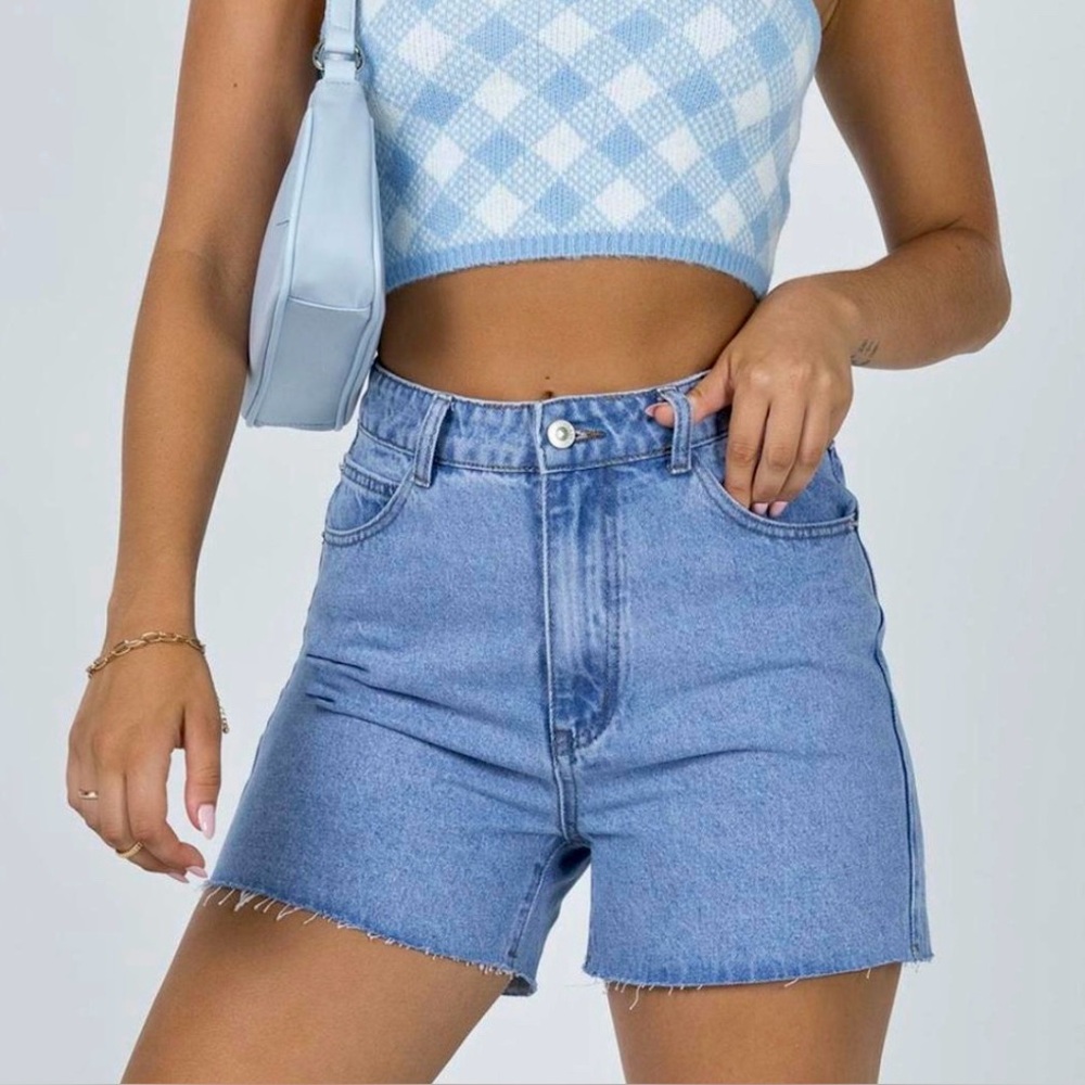 Princess Polly Laurena Midwash Denim Shorts • Sz 2